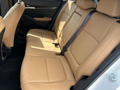 Certified 2024 Kia Seltos EX FWD image 24