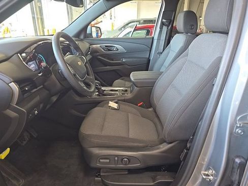 Used 2023 Chevrolet Traverse LT AWD/4WD image 14