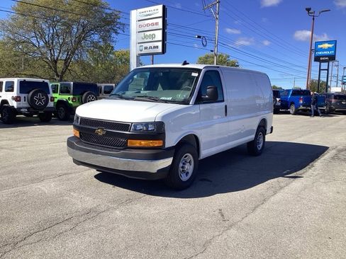 New 2025 Chevrolet Express 2500 w/ Driver Convenience Package image 3