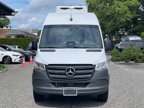 New 2026 Mercedes-Benz Sprinter 2500 image 1