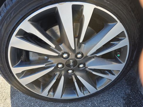 Used 2019 Lincoln MKZ Reserve w/ Luxury Package image 33