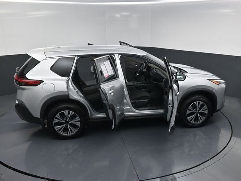 Used 2023 Nissan Rogue SV image 20