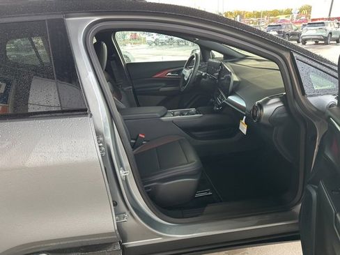 New 2026 Chevrolet Equinox EV RS image 34