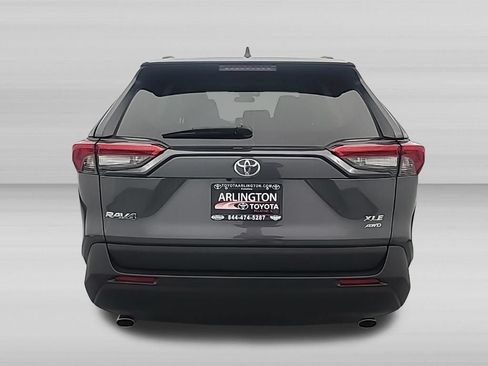 Used 2021 Toyota RAV4 XLE Premium AWD/4WD image 5