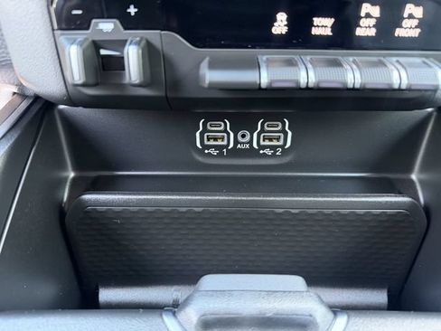 Used 2024 RAM 1500 Big Horn AWD/4WD image 24
