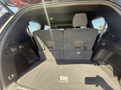 Used 2024 Jeep Grand Cherokee L Laredo w/ Luxury Tech Group I image 27