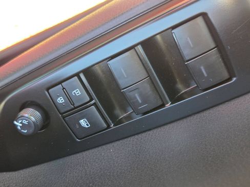 Used 2025 Toyota Camry XSE AWD/4WD image 14