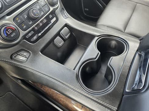 Used 2019 Chevrolet Tahoe LT AWD/4WD image 17