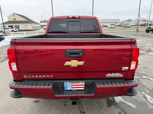 Used 2018 Chevrolet Silverado 1500 High Country image 19
