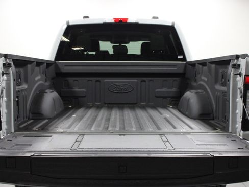 Used 2024 Ford F150 Lightning Flash image 14