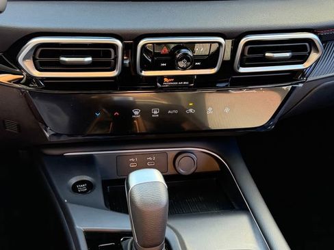 New 2026 Nissan Sentra SR image 17