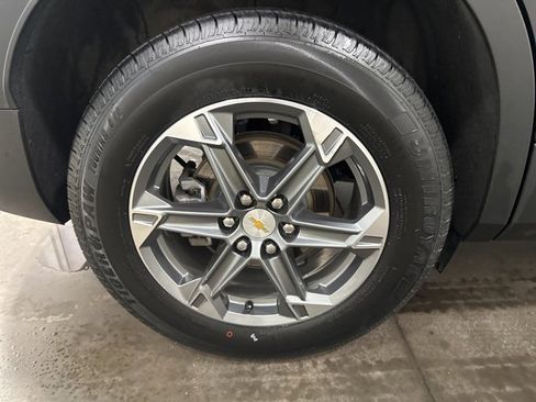 Used 2024 Chevrolet Blazer LT w/ Convenience Package image 35