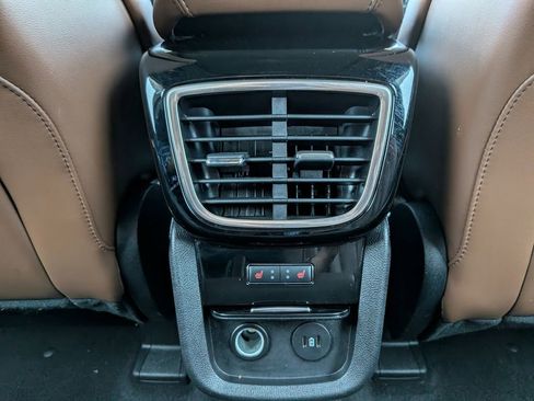 Used 2023 Lincoln Nautilus Reserve image 23