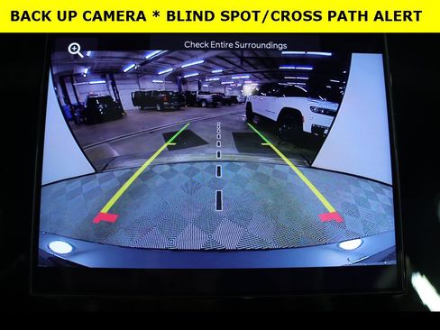 Used 2022 Jeep Grand Cherokee Altitude image 12