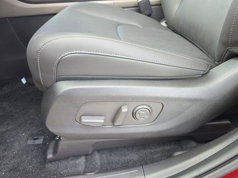 New 2026 Kia Carnival EX image 22