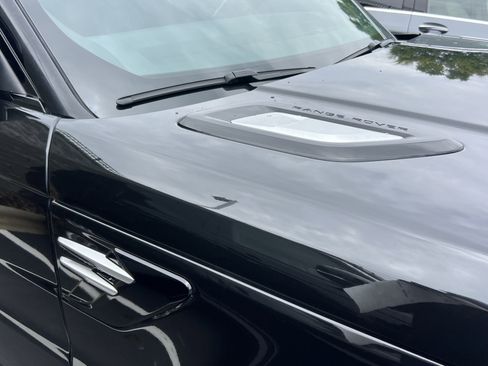 Used 2019 Land Rover Range Rover Sport SE AWD/4WD image 34