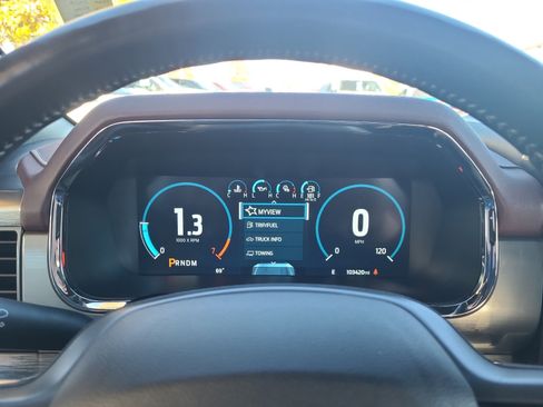 Certified 2022 Ford F150 Lariat w/ Equipment Group 502A High image 10