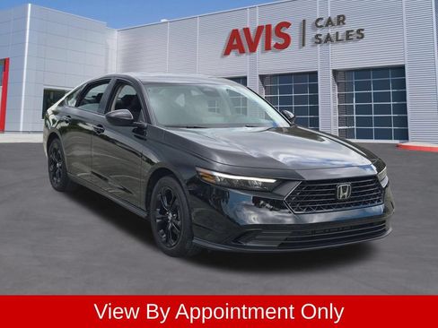 Used 2025 Honda Accord SE image 3