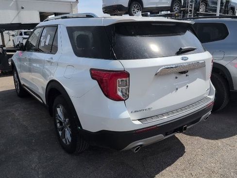 Used 2022 Ford Explorer Limited w/ Class IV Trailer Tow Package image 2