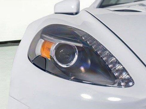Used 2017 Aston Martin Vanquish S image 22