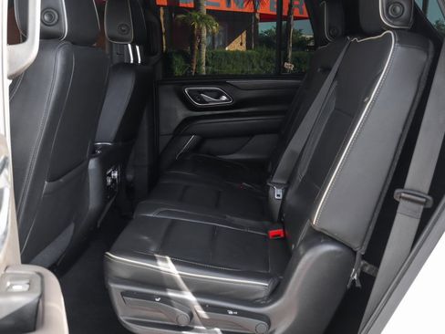 Used 2021 GMC Yukon SLT image 45