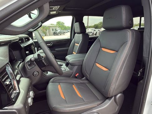 New 2026 GMC Sierra 1500 AT4 AWD/4WD image 14