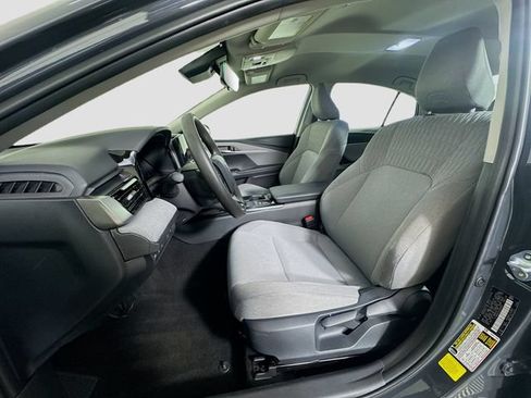 Used 2025 Toyota Camry LE FWD image 17