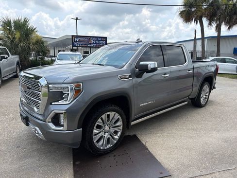 Used 2021 GMC Sierra 1500 Denali w/ Denali Ultimate Package AWD/4WD image 2