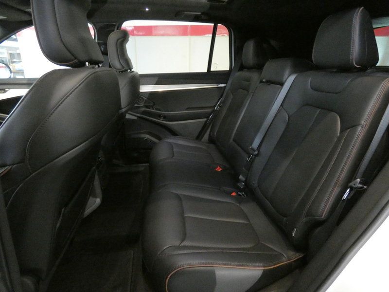 Used 2024 Jeep Wagoneer Launch Edition AWD/4WD image 21