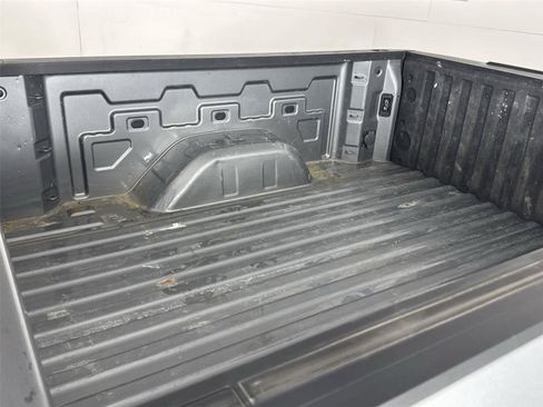 Used 2023 Chevrolet Silverado 1500 Custom AWD/4WD image 14