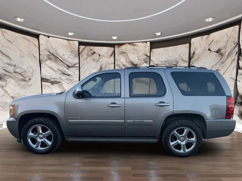 Used 2012 Chevrolet Tahoe LTZ AWD/4WD image 5