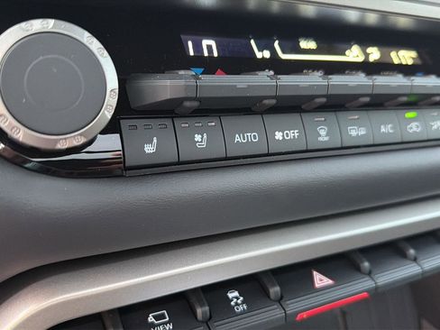 New 2026 Toyota Sequoia Platinum AWD/4WD image 29