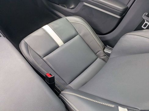 Used 2025 Toyota Camry SE FWD image 17