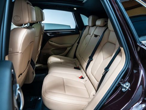 New 2026 Porsche Macan image 28