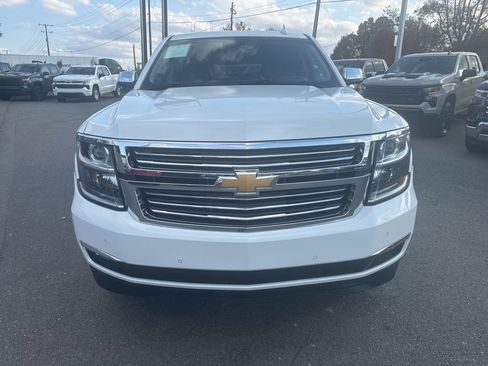 Used 2019 Chevrolet Suburban Premier image 8