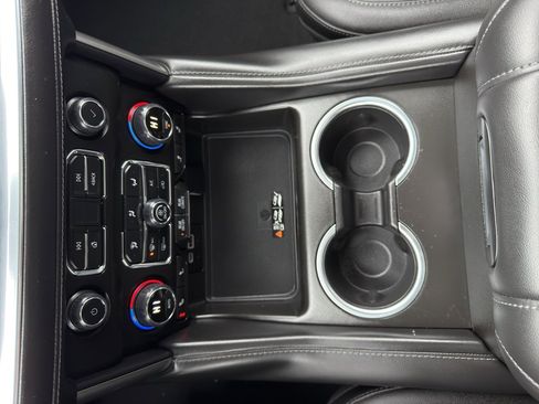 Used 2024 Chevrolet Tahoe LT w/ LT Signature Package image 22