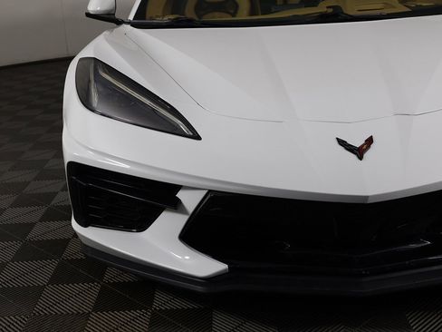 Used 2021 Chevrolet Corvette Stingray Premium Conv w/ Z51 Performance Package image 13