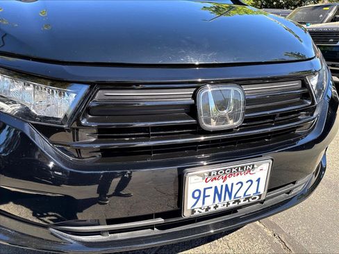 Used 2023 Honda Odyssey Sport image 31