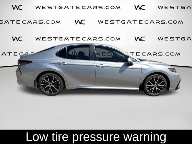 Used 2021 Toyota Camry SE FWD image 5