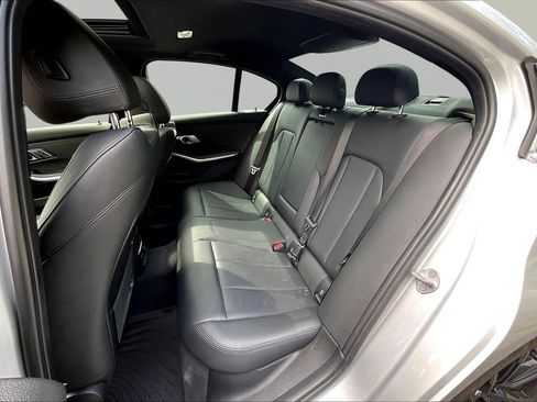 Used 2019 BMW 330i xDrive Sedan w/ Convenience Package AWD/4WD image 22