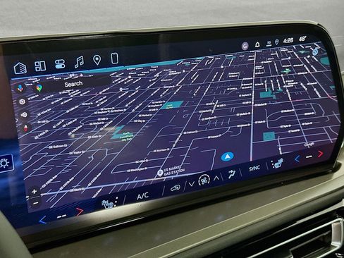 New 2026 Chevrolet Traverse LT image 13