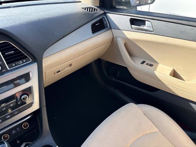 Used 2017 Hyundai Sonata SE FWD image 15