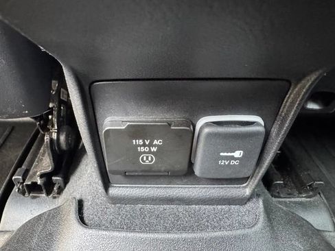 Used 2022 Jeep Compass Latitude w/ Convenience Group FWD image 19
