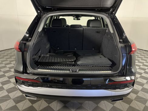 Used 2025 Audi Q5 Premium w/ Convenience Package image 23