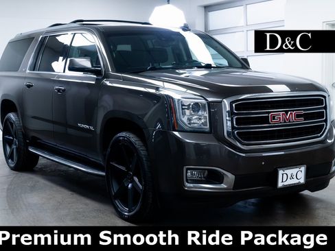 Used 2019 GMC Yukon XL SLT image 1