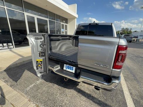 Used 2024 RAM 1500 Limited AWD/4WD image 6