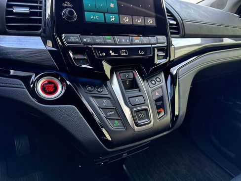 Used 2024 Honda Odyssey Elite image 20