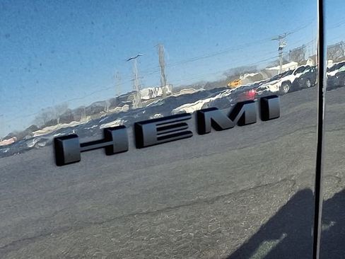 Used 2021 Dodge Durango R/T w/ Blacktop Package image 35