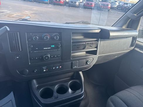 Used 2023 Chevrolet Express 2500 w/ Driver Convenience Package image 17