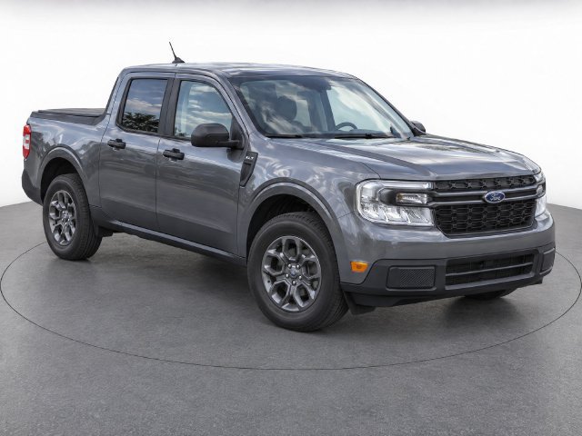 Used 2024 Ford Maverick XLT FWD image 2